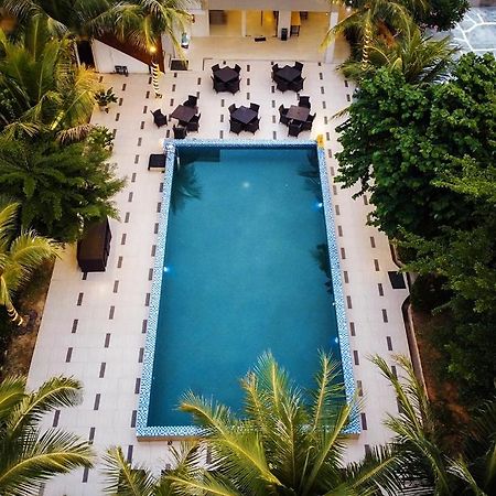 Hotel D'Season Karimun Jawa Karimunjawa Exterior photo