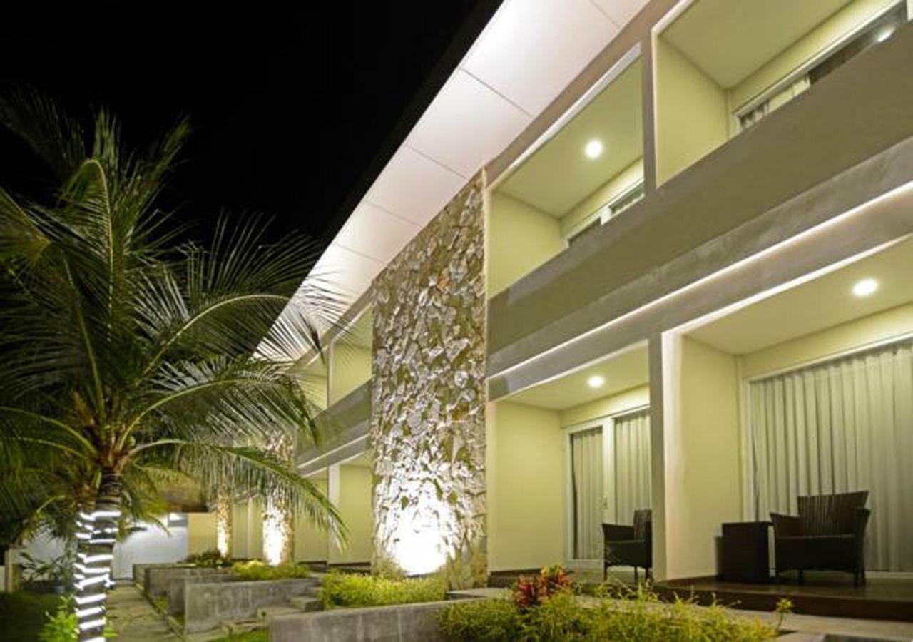 Hotel D'Season Karimun Jawa Karimunjawa Exterior photo